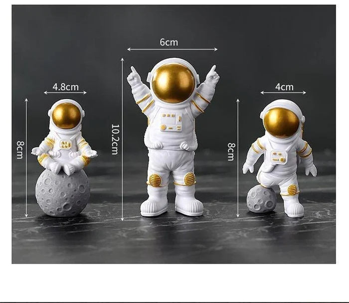 Astronaut Moon Spaceman Figure