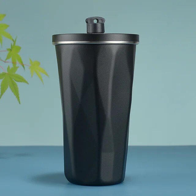 Diamond Cut Tumbler With Straw