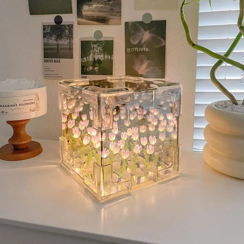 Infinity Tulip Lamp